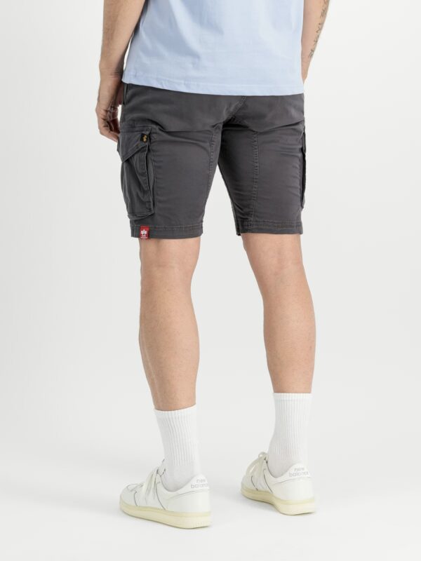 ALPHA INDUSTRIESBermudas"Cotton Twill Jogger Short"color gris