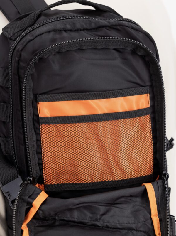 ALPHA INDUSTRIESMochila"Tactical Backpack"color negro