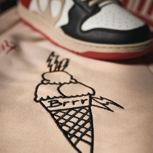 BUTNOT Sneakers " SPIN900" color rojo