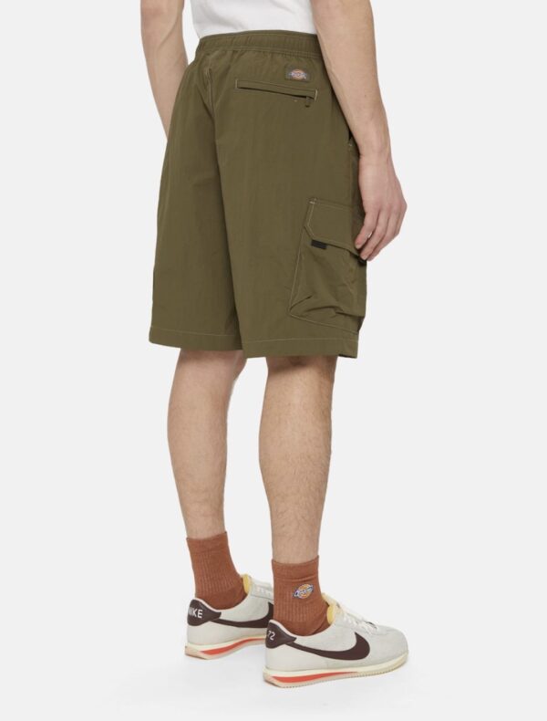 DIKIES Bermudas " JACKSON CARGO SHORT MILITARY GR " color verde