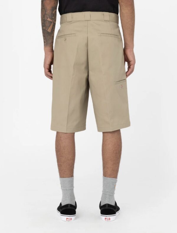 DIKIESCamiseta"PLAINVILLE SS TEE BLACK"color negro