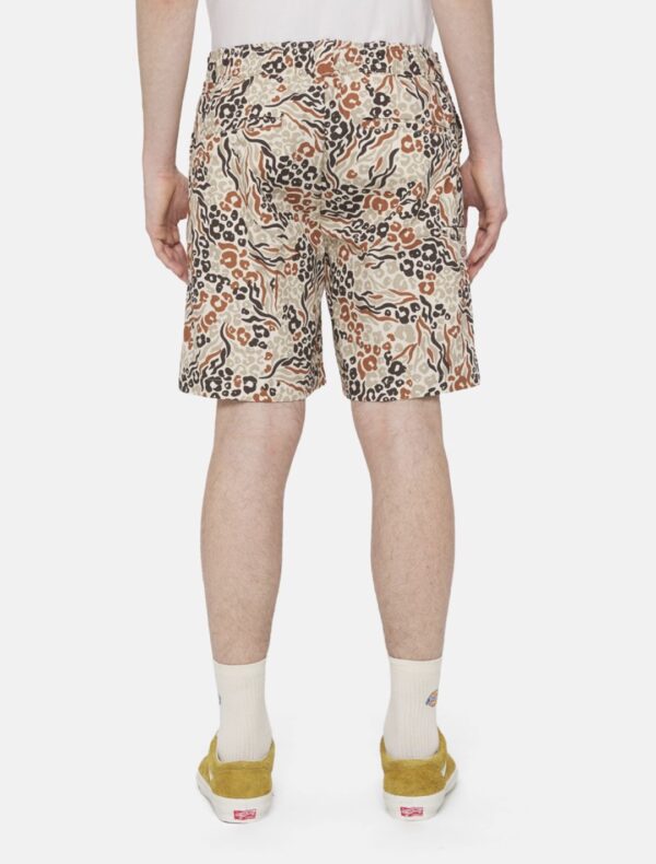 DIKIES Bermudas " SALTVILLE SHORT HRTG PNT CMO WH " estampado