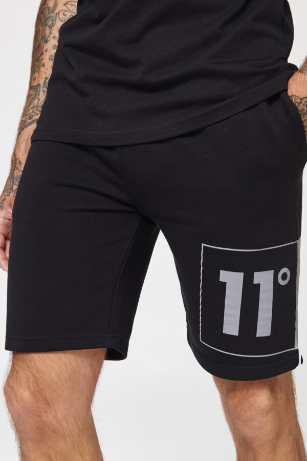 11 DEGREES Bermuda " Box Graphic " color negro
