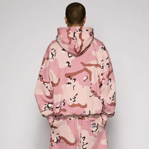 GRIMEYSudadera"CONCREAT JUNGLE ALL OVER PRINT BOXY HOODIE"color rosa