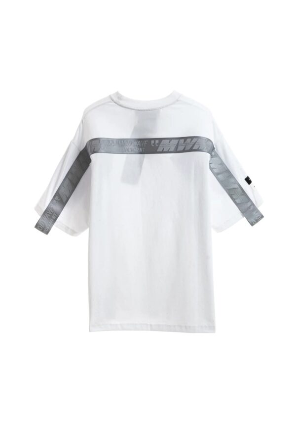 MOD WAVE MOVEMENTCamiseta"Metal Tape Detail Regular Fit Tee"color blanco