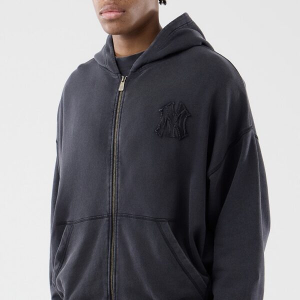 NEW ERASudadera cremallera"MLB WASHED FZ HOODIE NEYYAN BLK"color negro