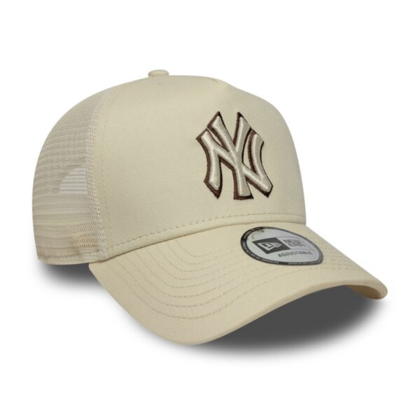 NEW ERAGorra"OUTLINE EF TRUCKER NEYYAN LTCCHS"color beige
