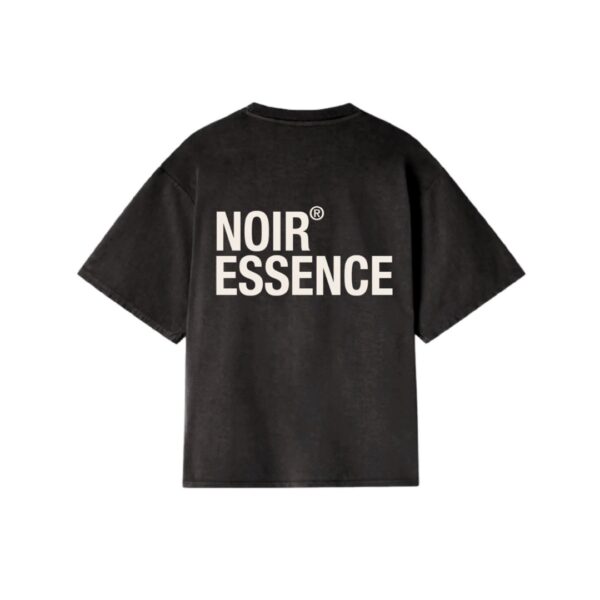 NOIR ESSENCECamiseta"Essence Washed Black t-shirt"color negro
