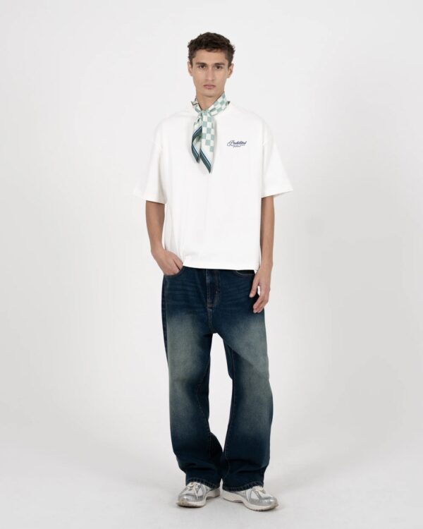 PROHIBITEDCamiseta"Cyclists Tee Off-White"color blanco