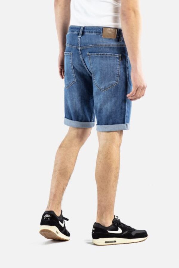 REELL Bermuda " Rafter " denim alzul lavado