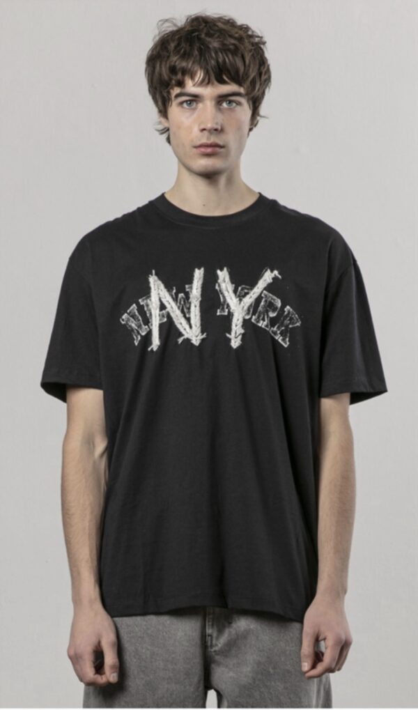 RELIGION Camiseta " NEW YORK T-SHIRT " color negro