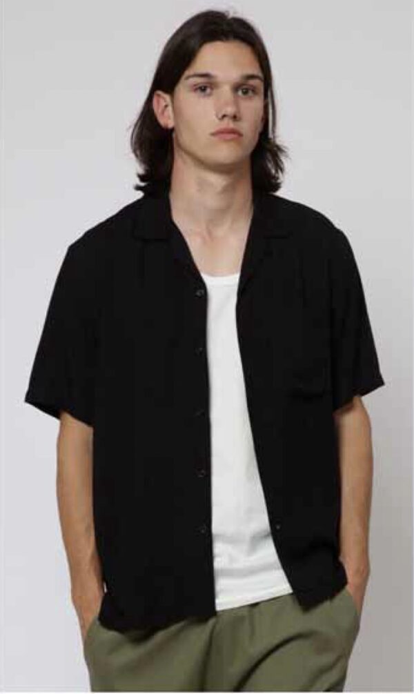 RELIGION Camisa " MAGIC MOUNTAIN SHIRT " color negro