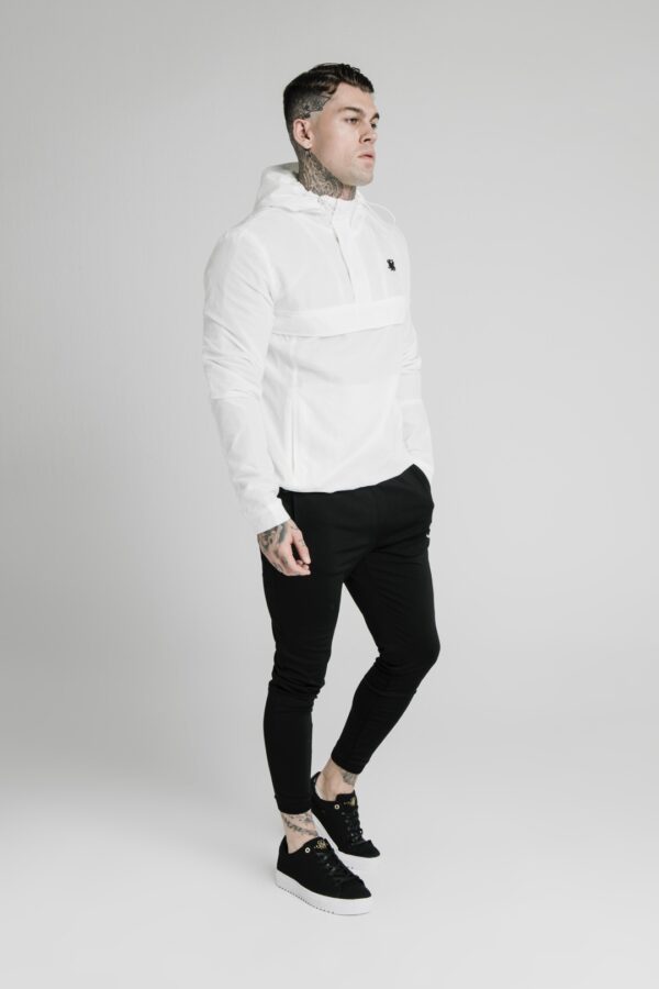 SIKSILK Cortavientos con capucha " Energy "color blanco