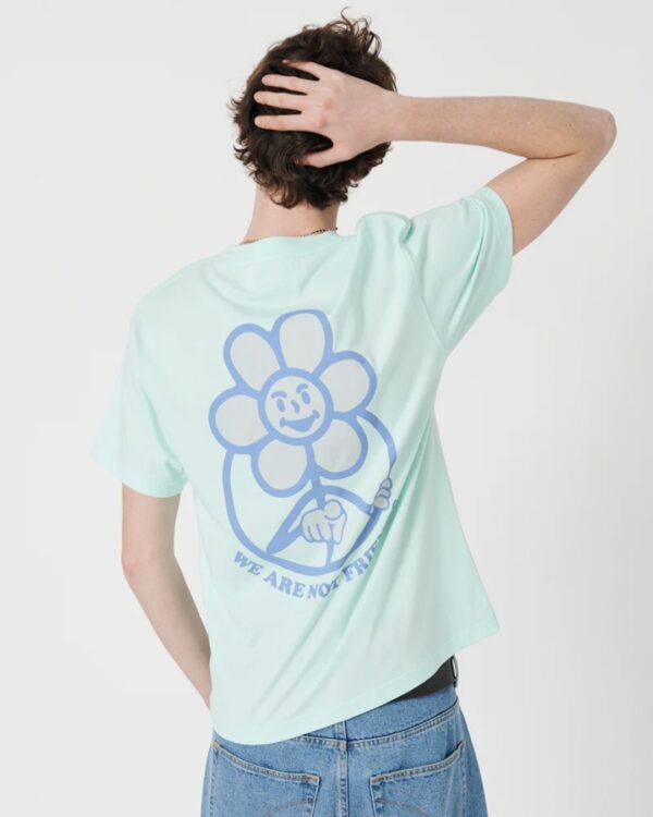 WE ARE NOT FRIENDSCamiseta"Daisy Tiffany T-Shirt"color verde