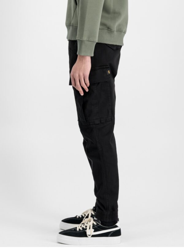 ALPHA INDUSTRIESPantalon"Airman Pant"color negro
