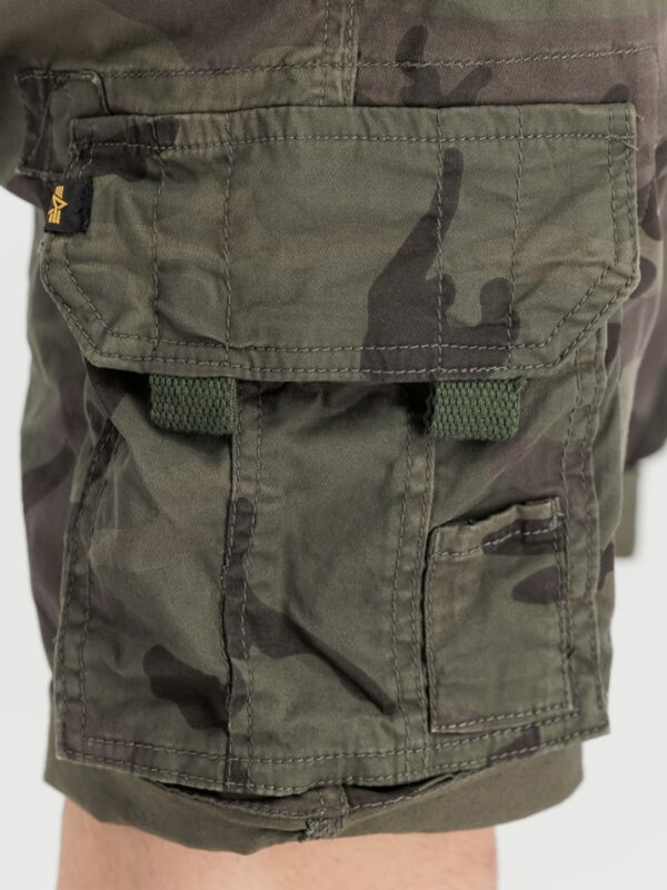 ALPHA INDUSTRIESBermuda"Camo Crew Short"verde camuflage