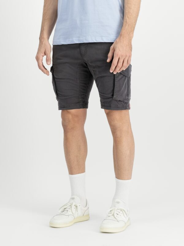 ALPHA INDUSTRIESBermudas"Cotton Twill Jogger Short"color gris