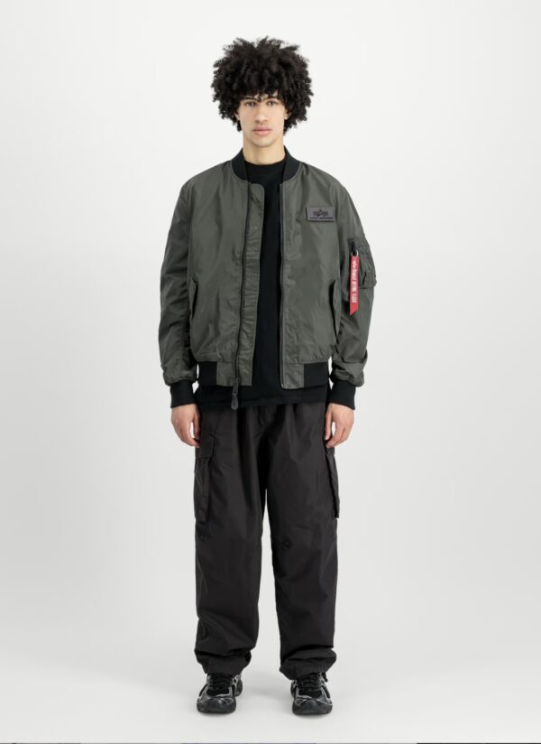 ALPHA INDUSTRIESBomber"MA-1 TTC Liight"color gris