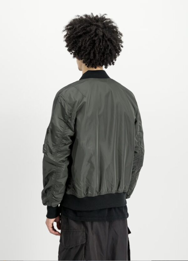 ALPHA INDUSTRIESBomber"MA-1 TTC Liight"color gris