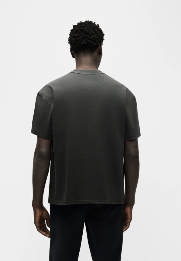 DIKIESCamiseta"PLAINVILLE SS TEE BLACK"color negro