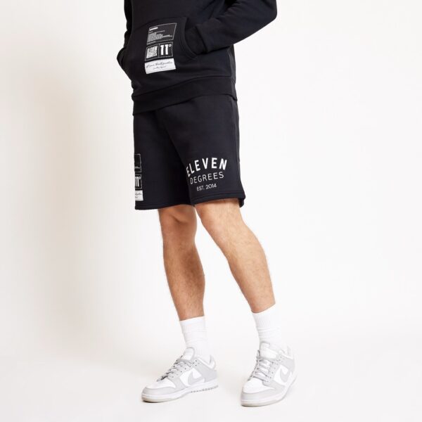11 DEGREES Bermudas " VARSITY GRAPHIC SWEAT SHORTS " color negro