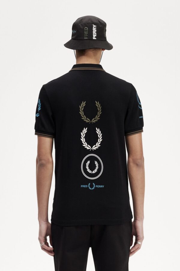 FRED PERRY Polo " Graphic Branding " color negro