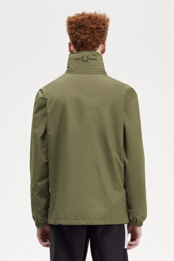 FRED PERRY Chaqueta " Patch Pocket Zip Through Jacket " color verde