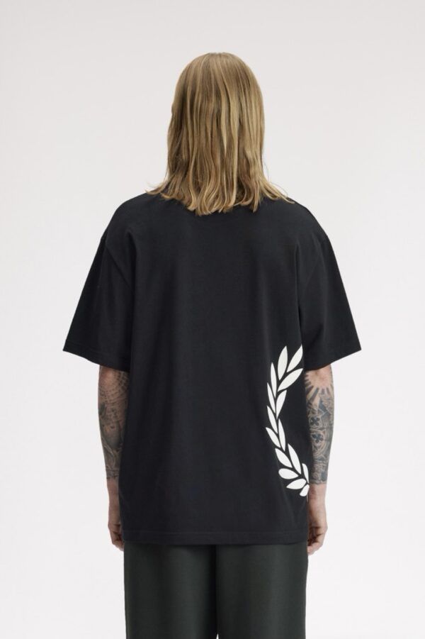 FRED PERRYCamiseta"Con logotipo laurel"color negro