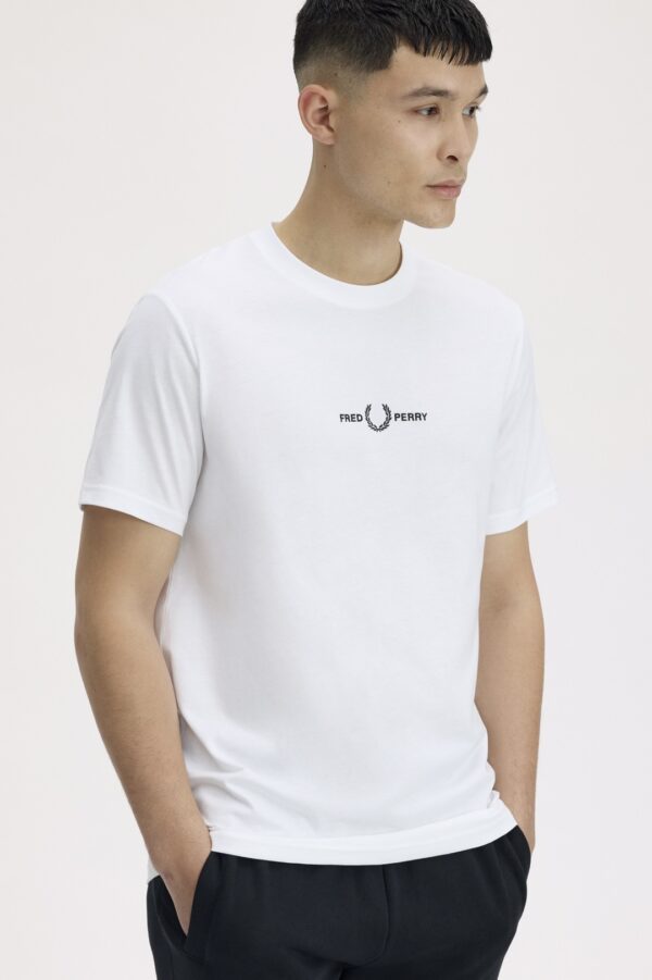FRED PERRYCamiseta"Embroidered"color blanco
