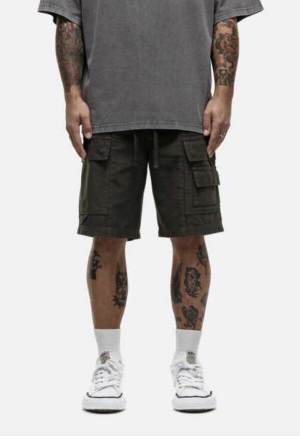 GOOD FOR NOTHING Bermuda " CARGO SHORTS " color kaki