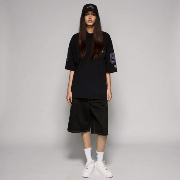 GRIMEYCamiseta"CONCREAT JUNGLE V NECK OVERSIZED TEE"color negro