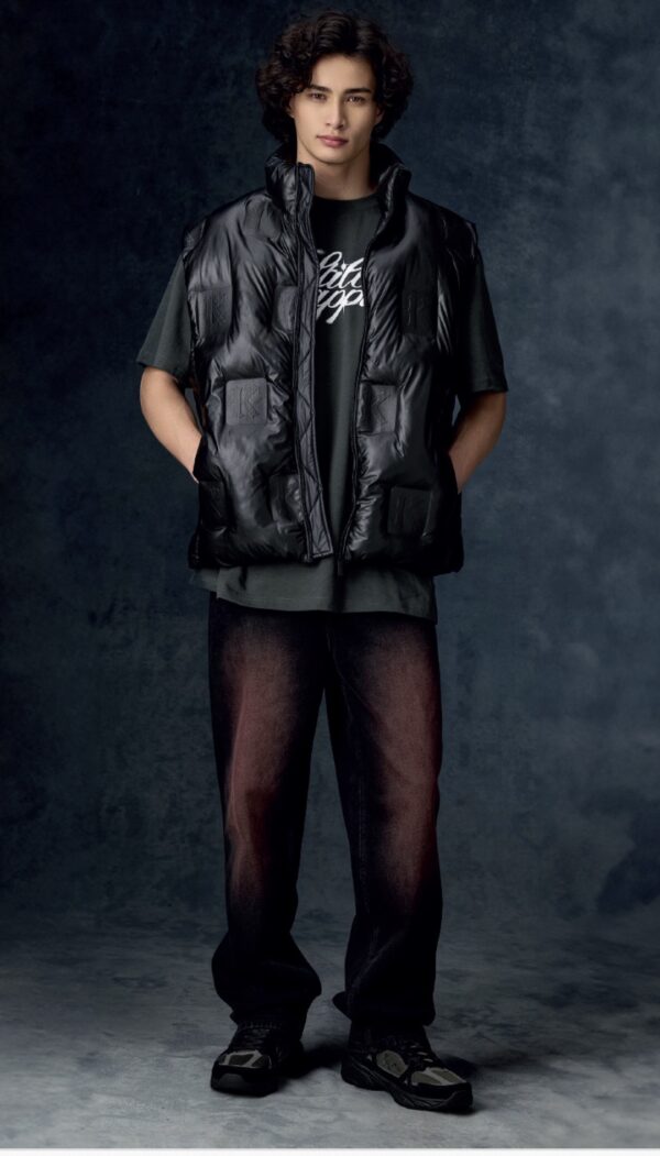 KARL KANI Pantalon " K Color Spray Denim " color negro-rojo