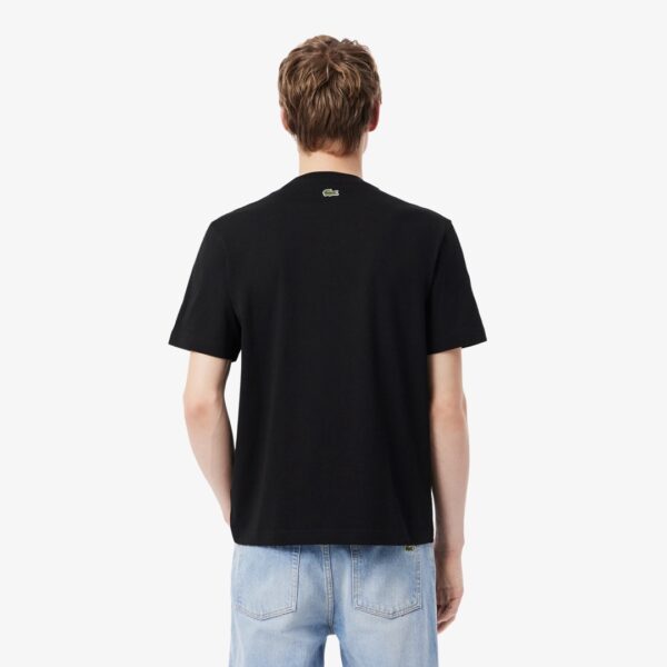 LACOSTECamiseta"Classic Fit Printed Cotton T-shirt"color negro