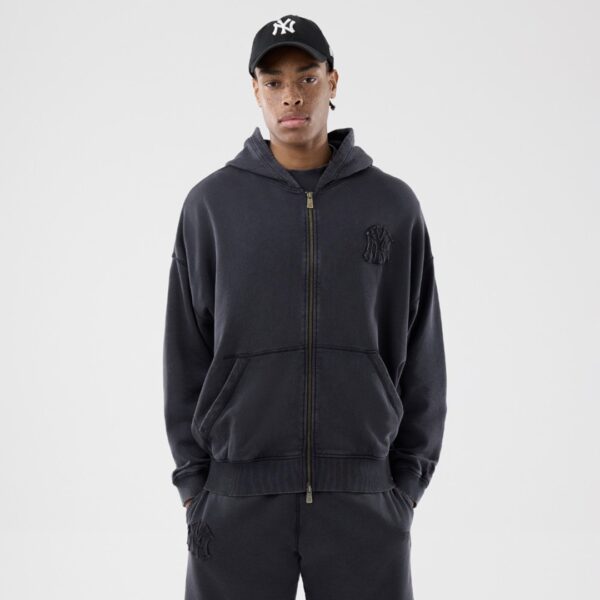 NEW ERASudadera cremallera"MLB WASHED FZ HOODIE NEYYAN BLK"color negro