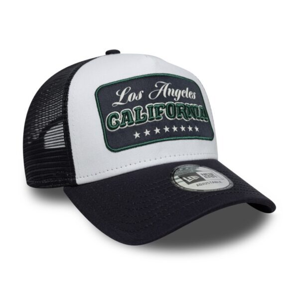 NEW ERAGorra"LOCATION PATCH TRUCKER NEWERA"color marino