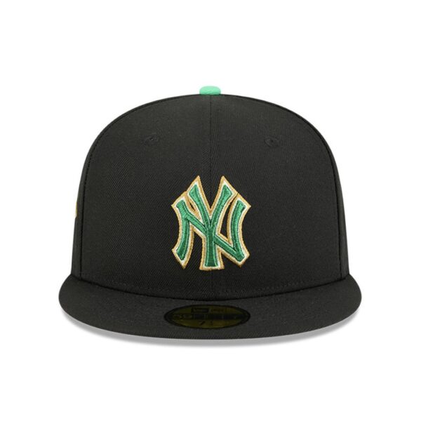 NEW ERAGorra"MLB26 STP 5950 NEYYAN BLK"color negro