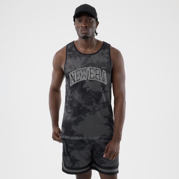 NEW ERACamiseta tirantes"NE AOP TANK TOP NEWERA BLK"color negro