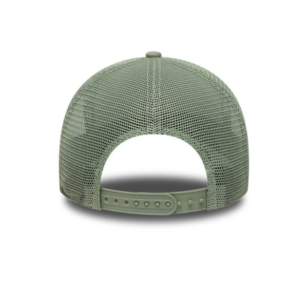 NEW ERAGorra"OUTLINE EF TRUCKER LOSDOD EVGWHI"color verde