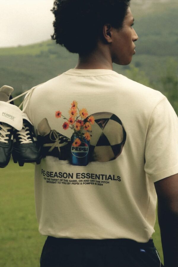 POMPEII BRAND Camiseta " ESSENTIALS CREAM TEE " color crudo