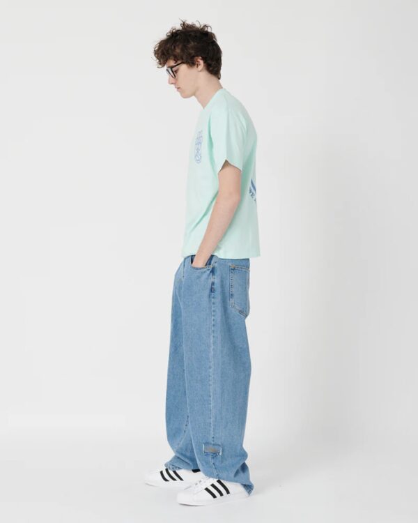 WE ARE NOT FRIENDSCamiseta"Daisy Tiffany T-Shirt"color verde