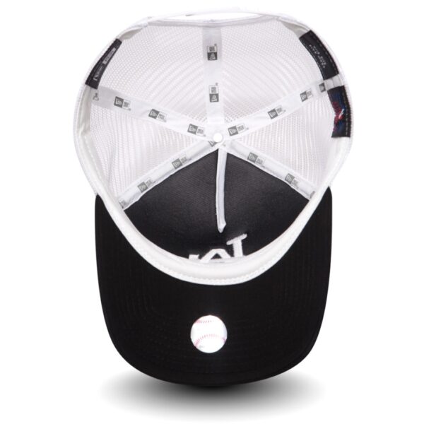 NEW ERAGorra"CLEAN TRUCKER LOSDOD BLKWHI"color negro