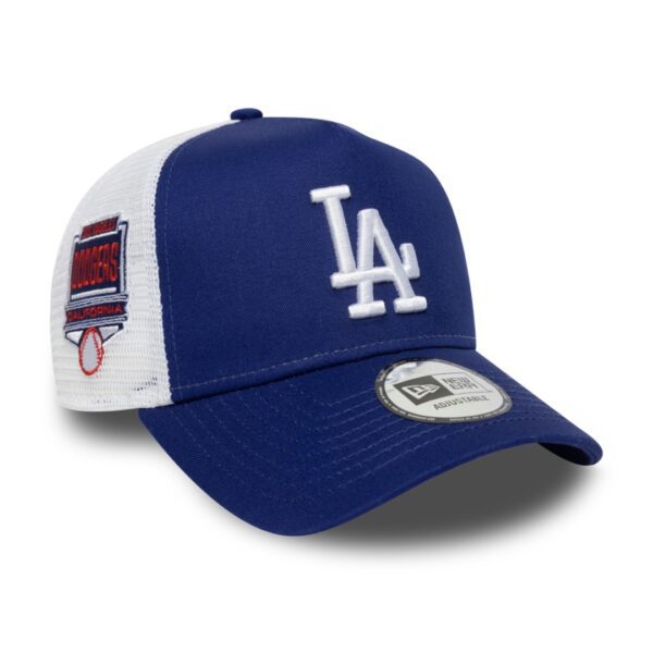 NEW ERAGorra"SIDE PATCH TRUCKER LOSDOD DRY"color azul