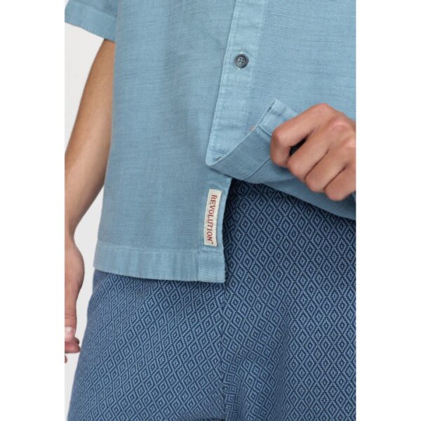 REVOLUTION Camisa "Oversize Short-sleeved Shirt" color azul
