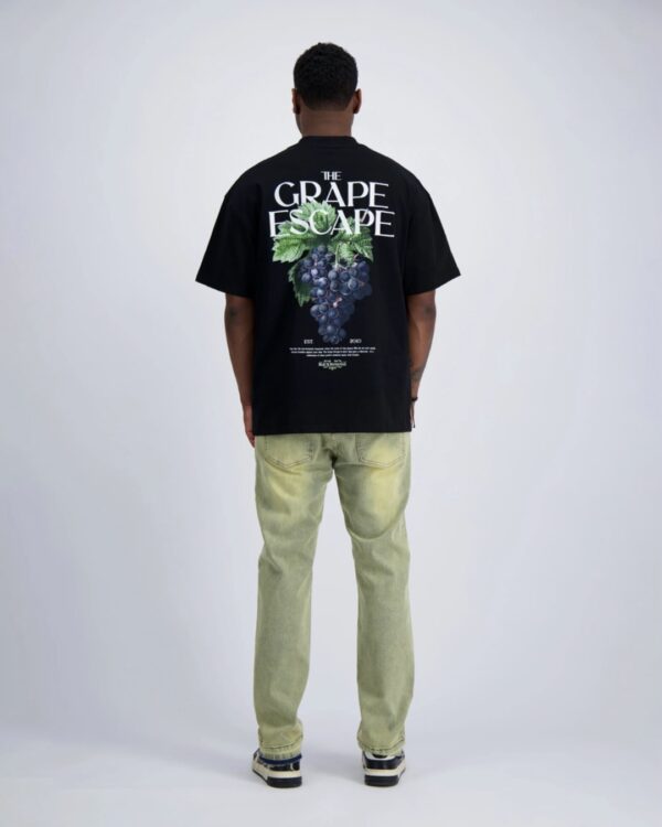 BLACK BANANASCamiseta"GRAPE TEE"color negro