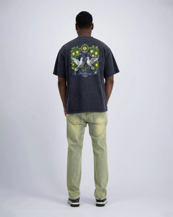 BLACK BANANASCamiseta"DOVES TEE"color negro