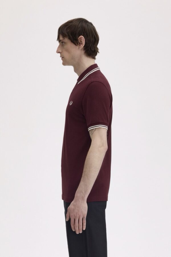 FRED PERRYPolo"TWIN PIPPED"color burdeos