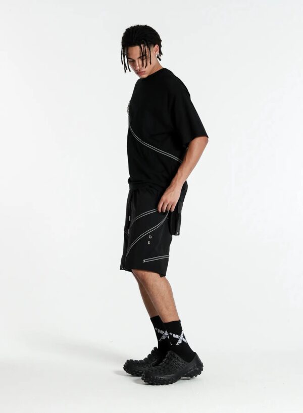 MOD WAVE MOVEMENTCamiseta"Deconstructed Zip Detail Regular Tee"color negro