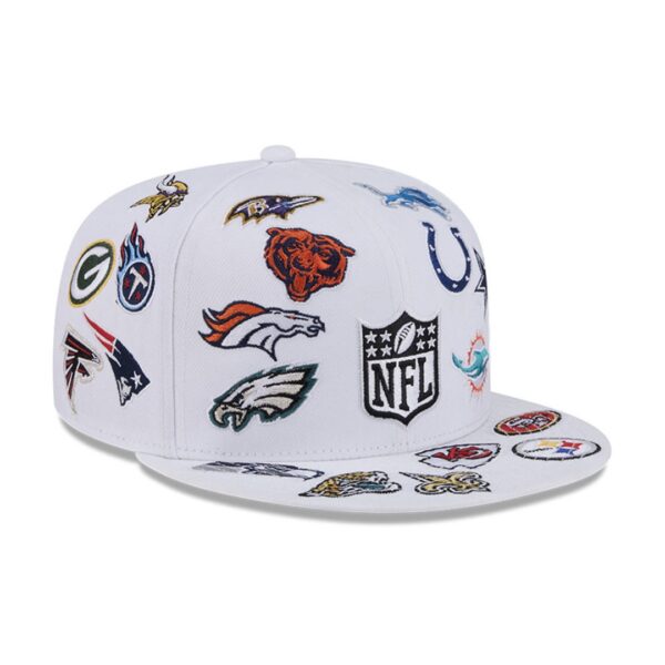 NEW ERAGorra"5950 ALL OVER 28040 NFLALL WHI"color blanco