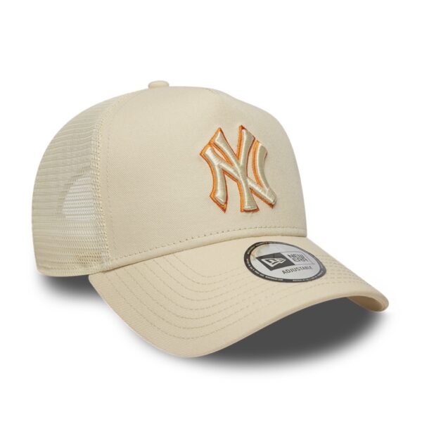 NEW ERAGorra"OUTLINE EF TRUCKER NEYYAN LTCTNO"color crudo