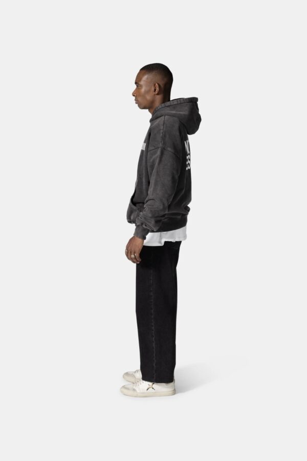 NOIR ESSENCESudadera"Essence Washed Black Hoodie"color negro